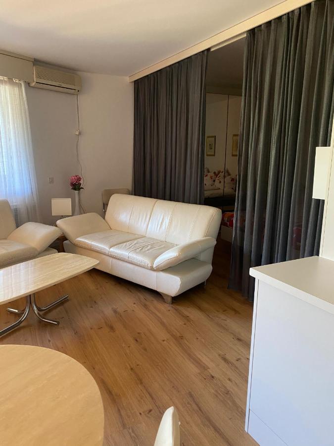 Holiday On The Lake Lugano 2-16 Bissone Bagian luar foto